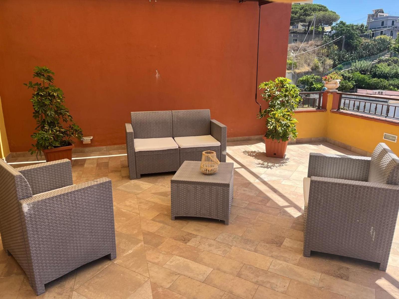 B&B Around The World Villa San Giovanni Dış mekan fotoğraf