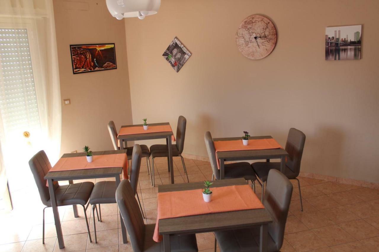 B&B Around The World Villa San Giovanni Dış mekan fotoğraf