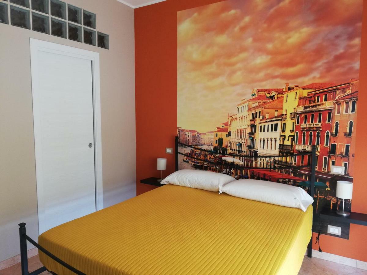 B&B Around The World Villa San Giovanni Dış mekan fotoğraf